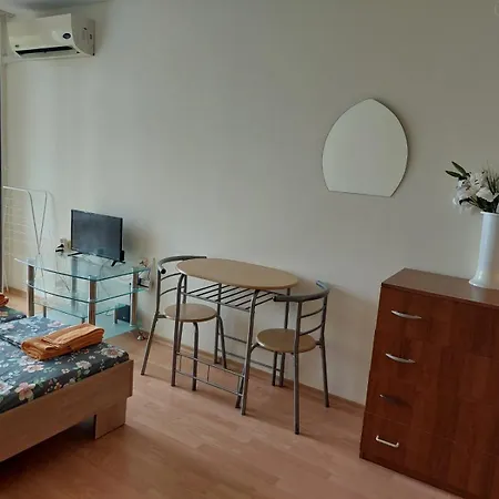 99 Nessebar Noks Club Apartmán *